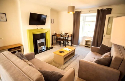 South Shields Casa | Cool Happens Here, Book Your Spot