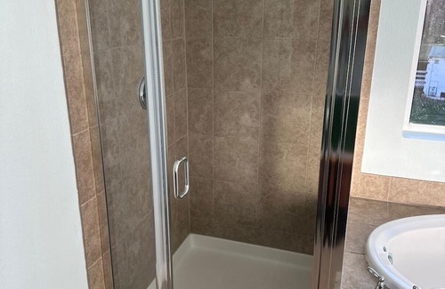 Kent Casa | Welcoming 2-bedroom house in Kent with WiFi