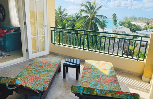 St. Lawrence Gap Condominio | Cozy One Bedroom - White Sands Beach Condos