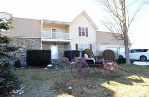 Avoca Casa | Spacious house in charming Avoca NY with WiFi, AC and eight person, hot tub.