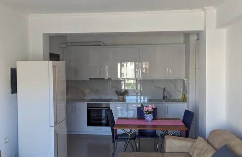 Qender Apartamento | Stella's Apartments -whole apartment with WiFi, AC close to the beach in Saranda
