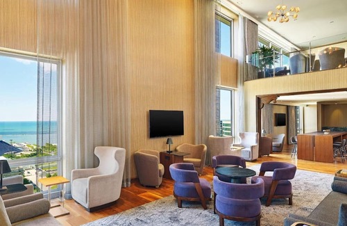 Downtown Cleveland Casa | Adventure Awaits! Near Huntington Convention Cente