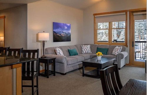 Four O'Clock Complejo | Super Bowl weekend Ski-in/Ski-out 1 Bedroom 5 Star Grand Timber Breckenridge