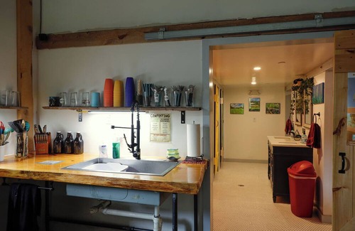 Rumney Cabina | Beautiful Bunkhouse in White Mountains - Families, Adventures, Retreats