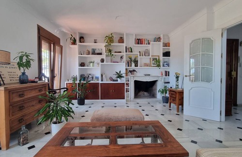 Cerrado de Calderon Villa | Sunny Andalusian Villa with Swimming Pool in Pedregalejo