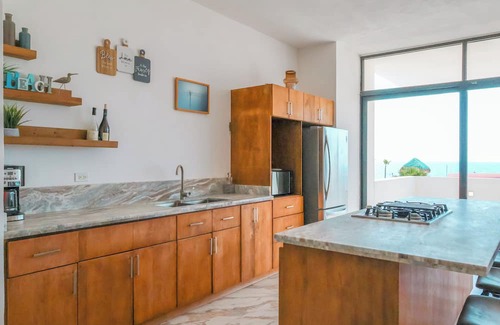 Las Conchas Casa | Calle de Las Sirenas 4BR Beach House with Private Pool and Stunning Views