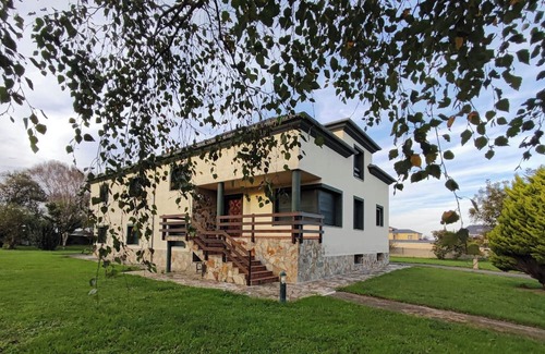 Figueras (Castropol) Casa | Beautiful and spacious country house in Ribadeo, with large property