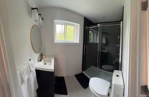 Severn Casa | Harmony hausnPerfect place for adventure or work 5 minutes to down town Orillia.