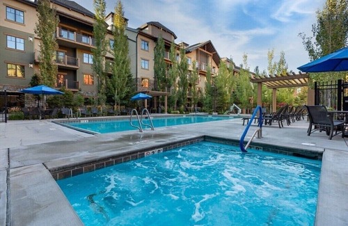 Park City Condominio | Cozy 2-bedroom condo with WiFi, AC in fabulous Park City
