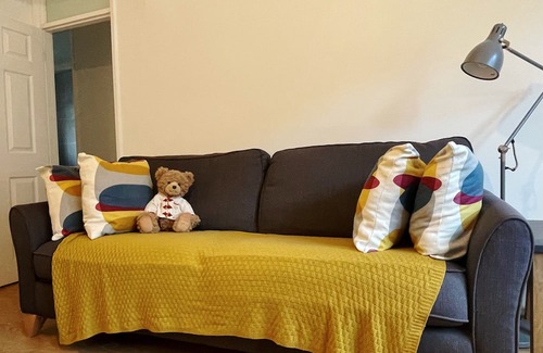 Hammersmith and Fulham Apartamento | Wonderful 3-bedroom apartment in Hammersmith, London. 5 mins to tube and Thames