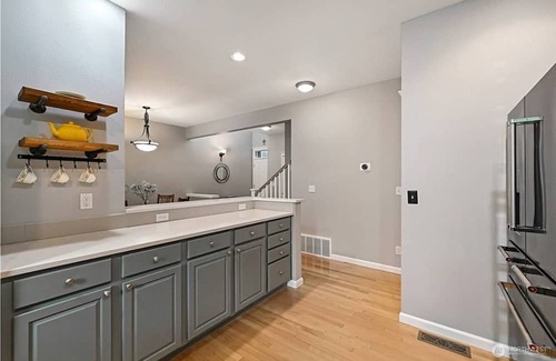 Snoqualmie Ridge Casa | SQ100: Charming 2-bedroom house with WiFi and AC in delightful Snoqualmie