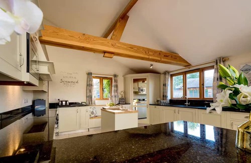Wellington Casa | Jurston Lane Barn Family Retreat