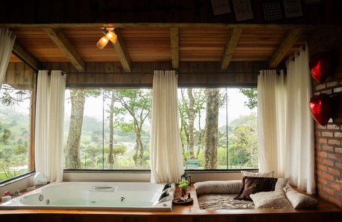 Rancho Queimado Chalet De Esquí | Chalé Caminho do Sol - 2 - Com Jacuzzi e Lareira