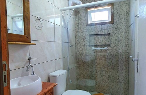 Urubici Casa | Pousada Mato Verde - Chalé Rosa - Vista pro Lago