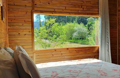 Urubici Casa | Pousada Mato Verde - Chalé Rosa - Vista pro Lago