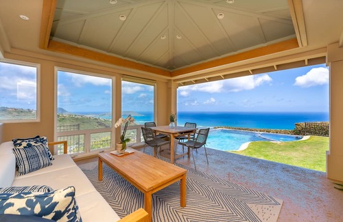 Kuliouou - Kalani Iki Casa | Stunning 4BR Home w/Infinity Pool & Sunrise Ocean Views