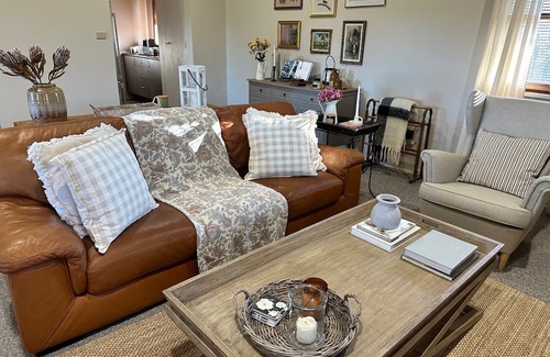 Botobolar Cabaña | Farm stay in Mudgee at Brigadoon Farm 25 minutes to award winning wineries
