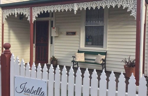 Kyneton Casa | Weekly Stay at Isabella minimum Kyneton