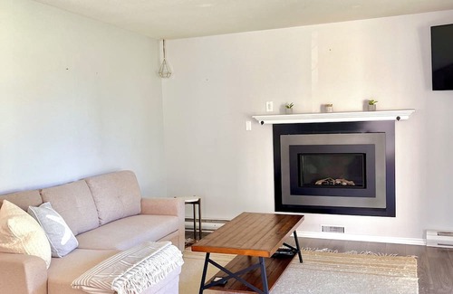 Regional District of Nanaimo Complejo | ~ SnowBirds ~OCT-MARCH 1100 WK/2600 month (Seaside unit) Sleeps 6