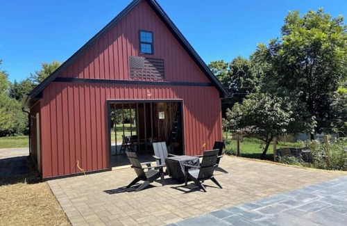 Bedford Casa | Downtown Bedford Housen