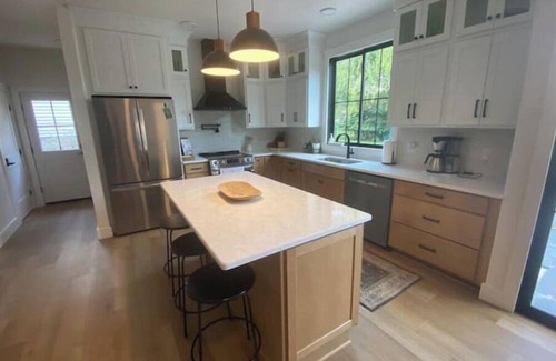 Bedford Casa | Downtown Bedford Housen