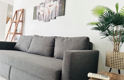 Bayamon Casa | Studio21-B Centric & Comfort House