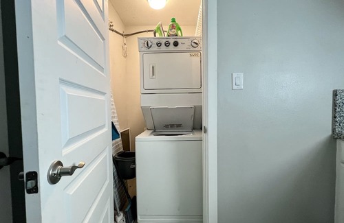 Brownsville Casa | Miramar #4 - Gorgeous and Spacious 3BD/2BA - WiFi