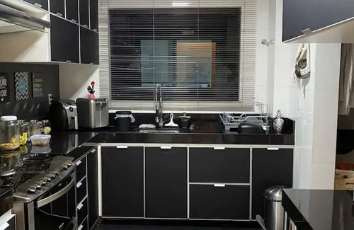Barreiro de Baixo Apartamento | Private Room in Luxury Penthouse in Barreiro BH - Home with Host