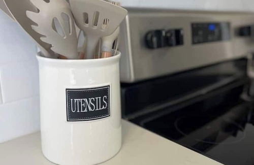 Spartanburg Casa | Little Brick Bungalow; Relax in Spartanburg