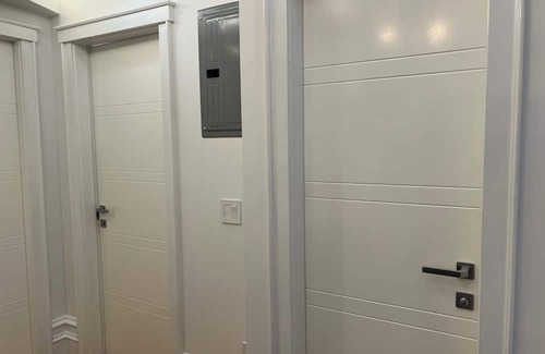 Queens Casa | Charming 1-Bedroom with AC, WiFi in Queens close to JFK and LaGuardia Airport
