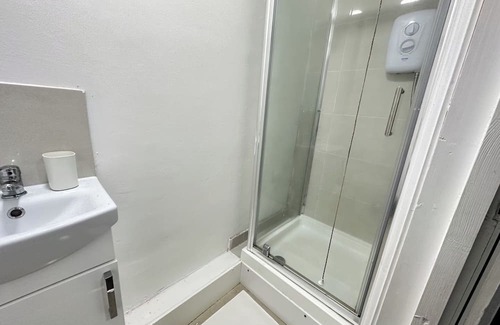 Kidderminster Apartamento | Relaxing Studio Apartment in Scenic Kidderminster