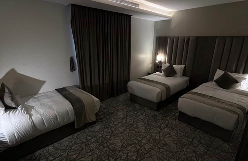 Taif Hotel | Seven Garden Airport
