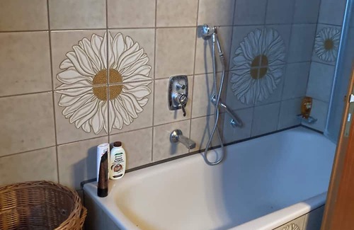 Herbrechtingen Casa | Quiet vacation apartment in the countryside. Ideal for hikers and bikers. Garden included