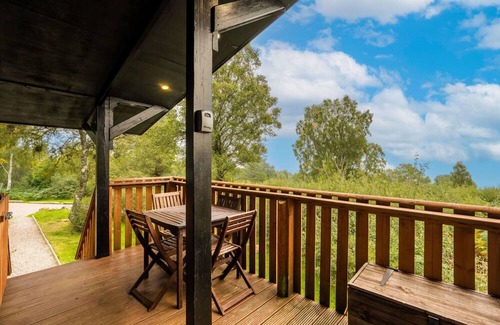 Bunloit Casa | Beautiful private villa for 4 people with WIFI, TV, patio, pets allowed and parking