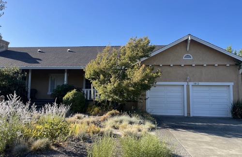 Calistoga Casa | 3-bedroom home in Calistoga with pool and hot tub