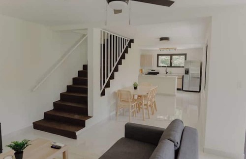 Jimenez Casa | Hacienda de Claire 1- Mountain and Beach Home