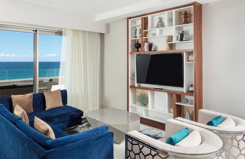 El Marasal Complejo | 3 BEDROOM OCEANFRONT LUXURY GARZA BLANCA RESORT - CABO - NOV. 30 - DEC. 7, 2024