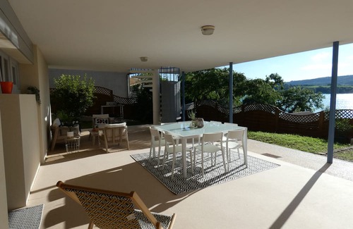 Bilieu Apartamento | LAC CASA 60 - gîte with beach and terrace overlooking the lake