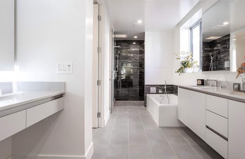 Beverly Grove Condominio | Quiet Luxurious 2-bed/2Bath in the heart of West Hollywood