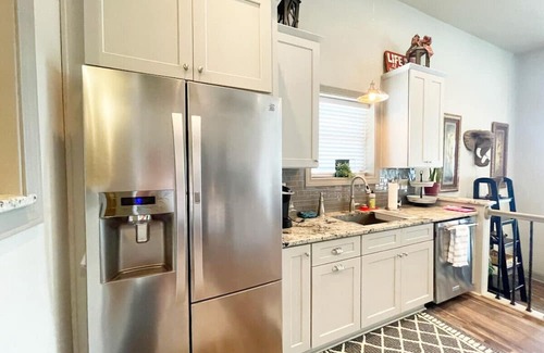 Jackson Casa | Becky's Lake Bungalow