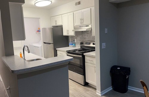 Ann Arbor Apartamento | Charming 2-bedroom apartment with fitness room, pool & WiFi in Ypsilanti