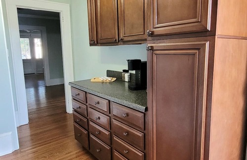 Greer Apartamento | Southern charmer in Greer nhistoric district, walk to downtown