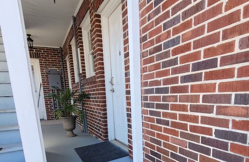 Greer Apartamento | Southern charmer in Greer nhistoric district, walk to downtown