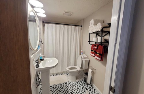 Sharpsburg Casa | Charming 3-bedroom house with WiFi, AC in lovely Sharpsburg