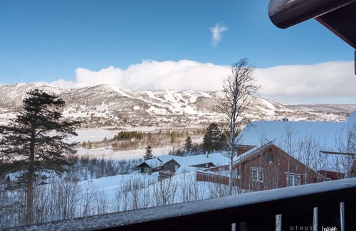 Hol Municipality Cabina | By the slopes! Cabin in Vestlia/Geilo sleeps 13. Modern, cozy, wifi.
