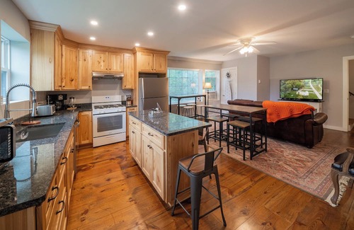Cooperstown Casa | Luxurious Estate in Cooperstown, NY -3.2 miles from the Cooperstown Dreams Park