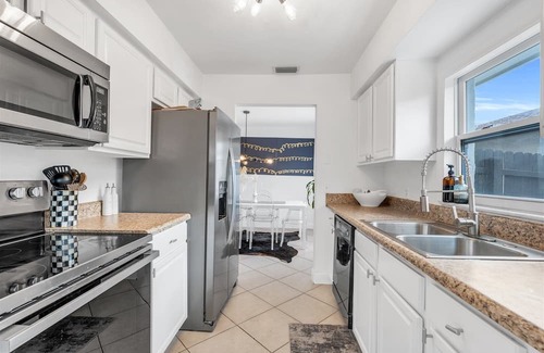 Naples Park Casa | North Naples Beach Retreat w/Prvt Pool!