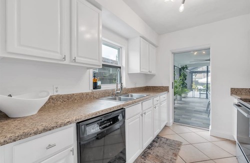 Naples Park Casa | North Naples Beach Retreat w/Prvt Pool!