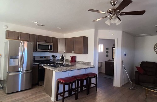 Farmington Casa | Charming 1-bedroom Casita-Tiny Home in the Heart of the Four Corners, Aztec, NM