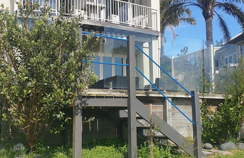 Gulf Harbour Casa | Fabulous and large 1 bedroom apartment with views over a perfect little lake